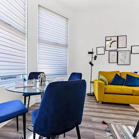 Comfy And Contemporary One Bedroom Flat London Exterior photo
