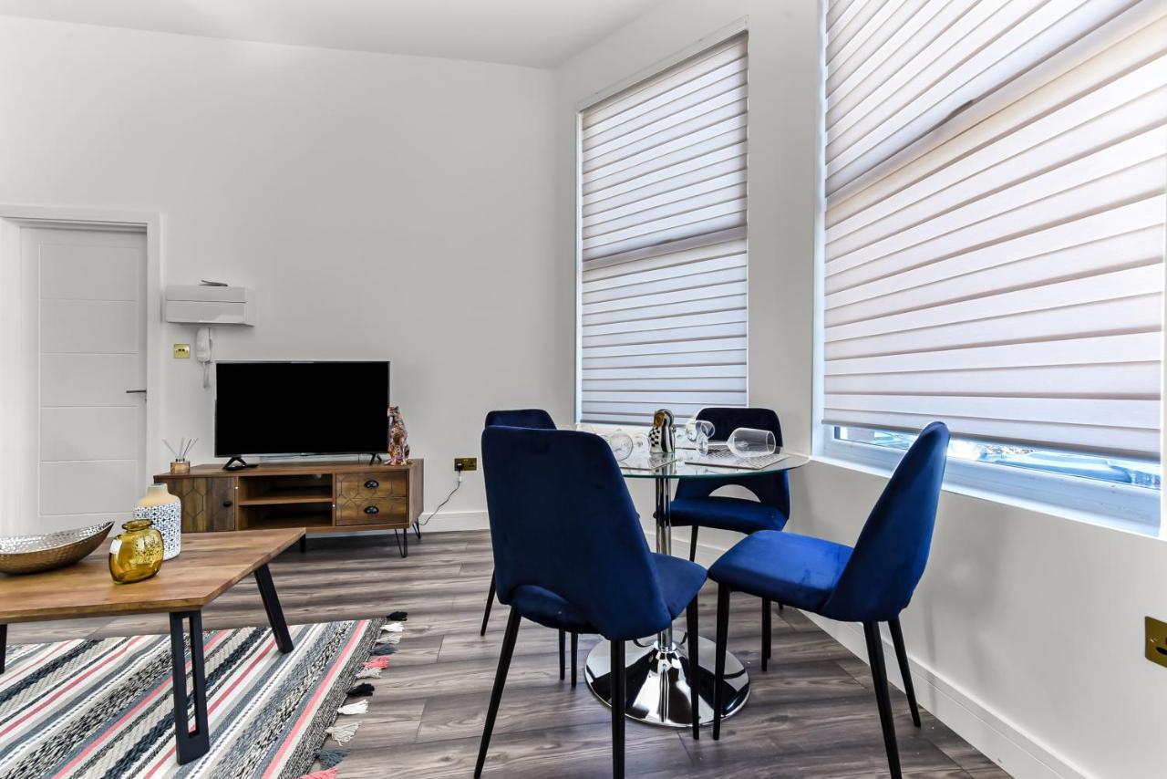 Comfy And Contemporary One Bedroom Flat Appartement
