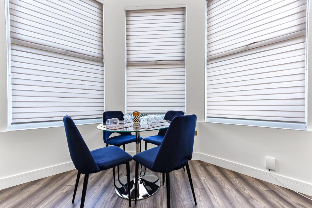 Appartement Comfy And Contemporary One Bedroom Flat *